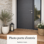 Une belle porte d'entrée en bois avec une décoration florale en Haute-Garonne