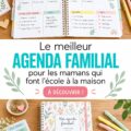 Maman et enfants utilisant un planner éducatif à la maison.